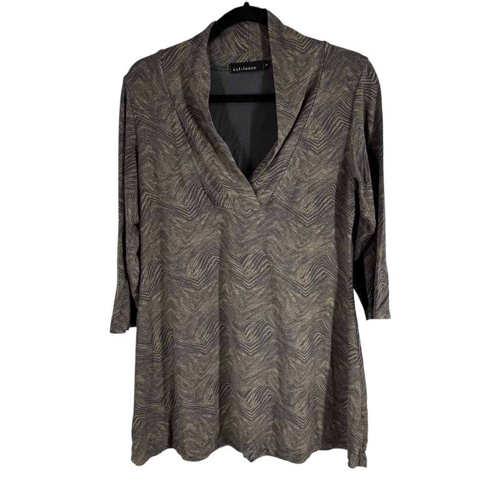 Cut Loose print tip Medium Tunic cool print.